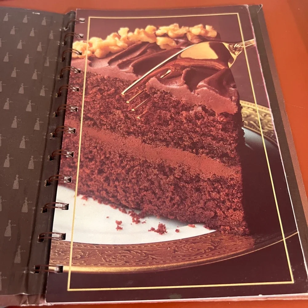 Baker's Book of Chocolate Riches Spiral Bound Cookbook Vintage Recipes‎
